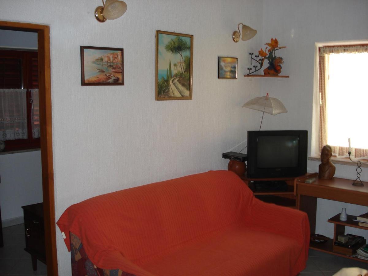 Medel Villa Medulin Exteriör bild